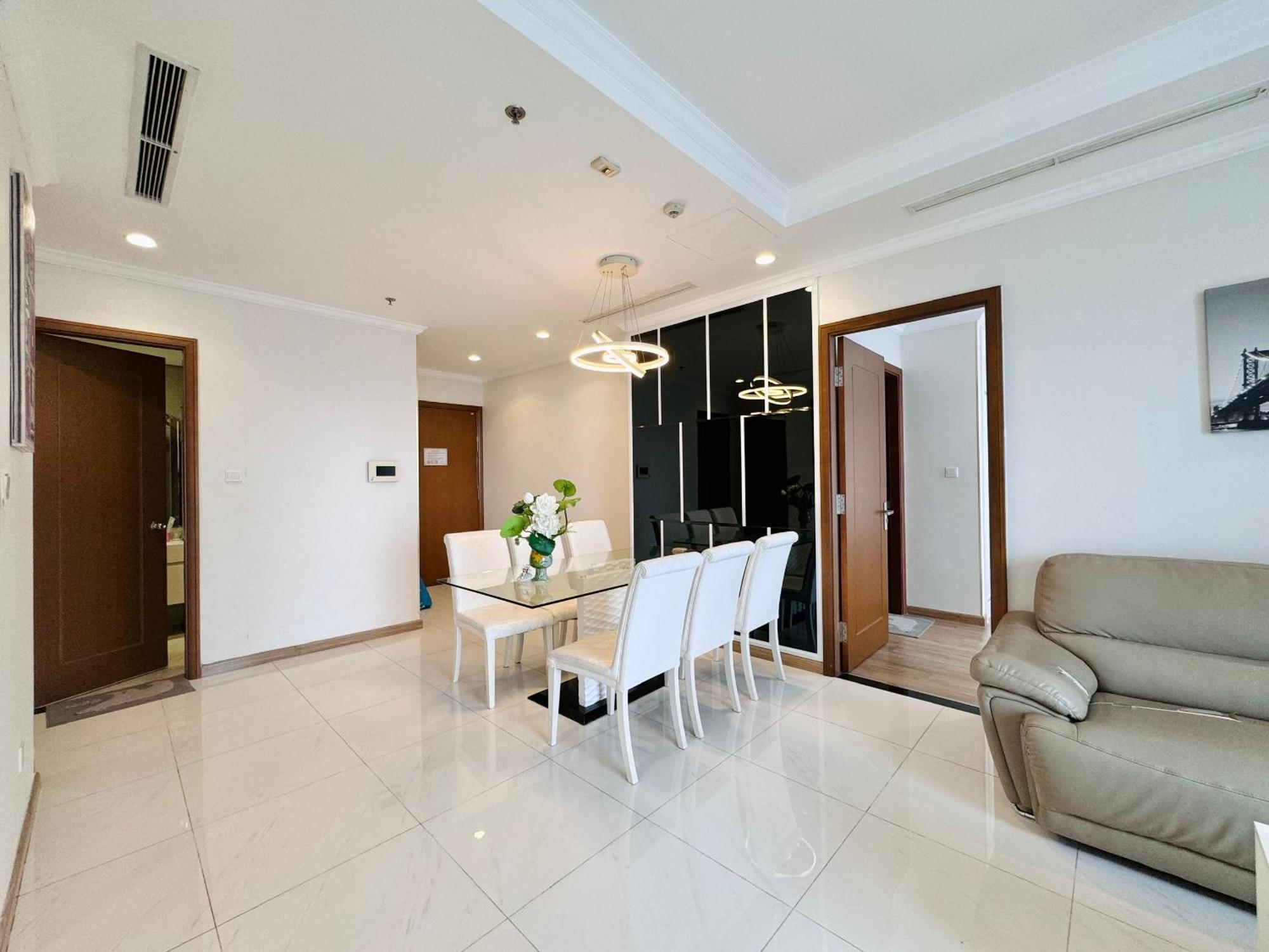 Vinhomes Park Minhminh - Ho Dich Vu Landmark Cho Thue Apartment