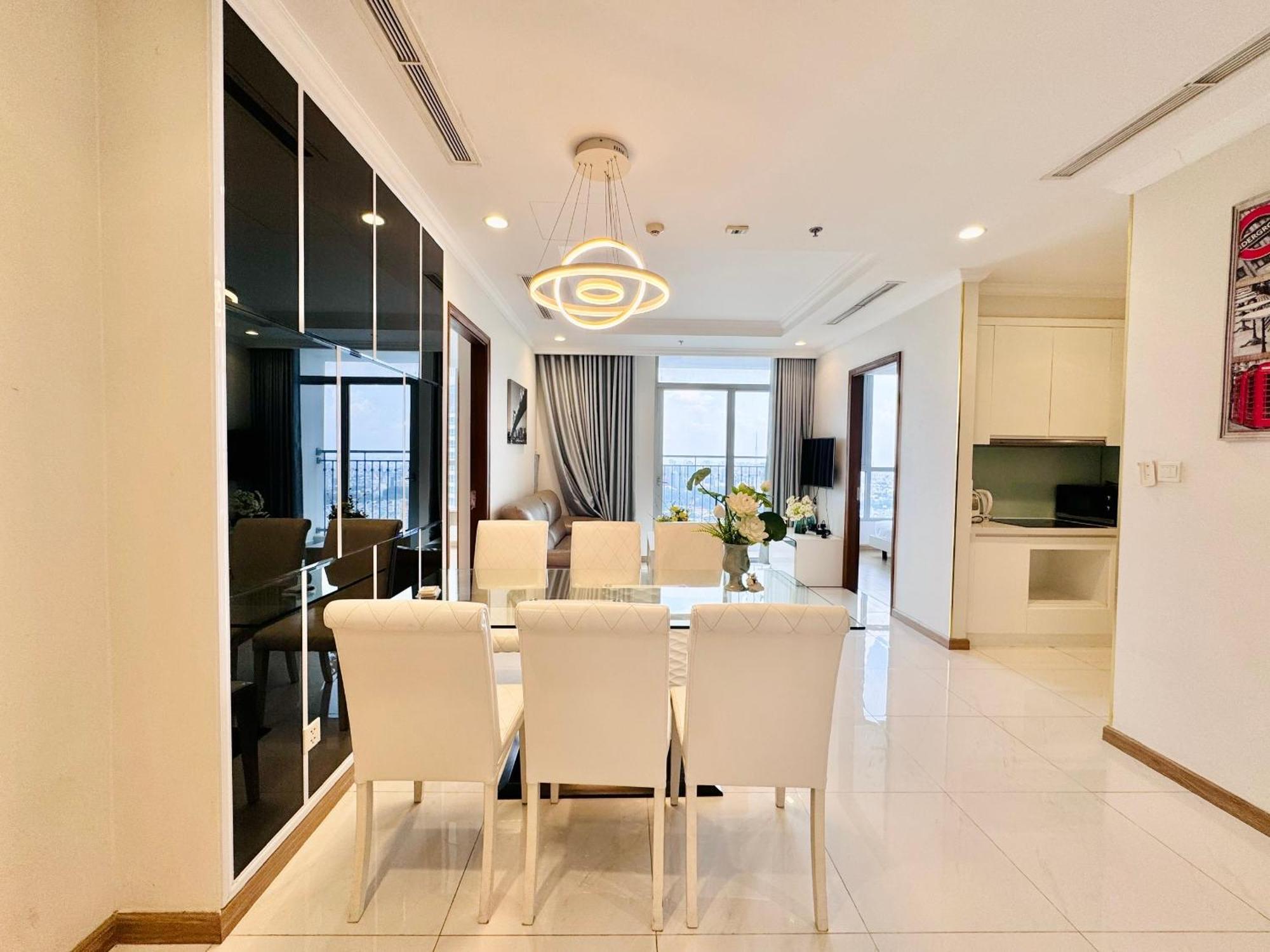 Apartment Vinhomes Park Minhminh - Ho Dich Vu Landmark Cho Thue