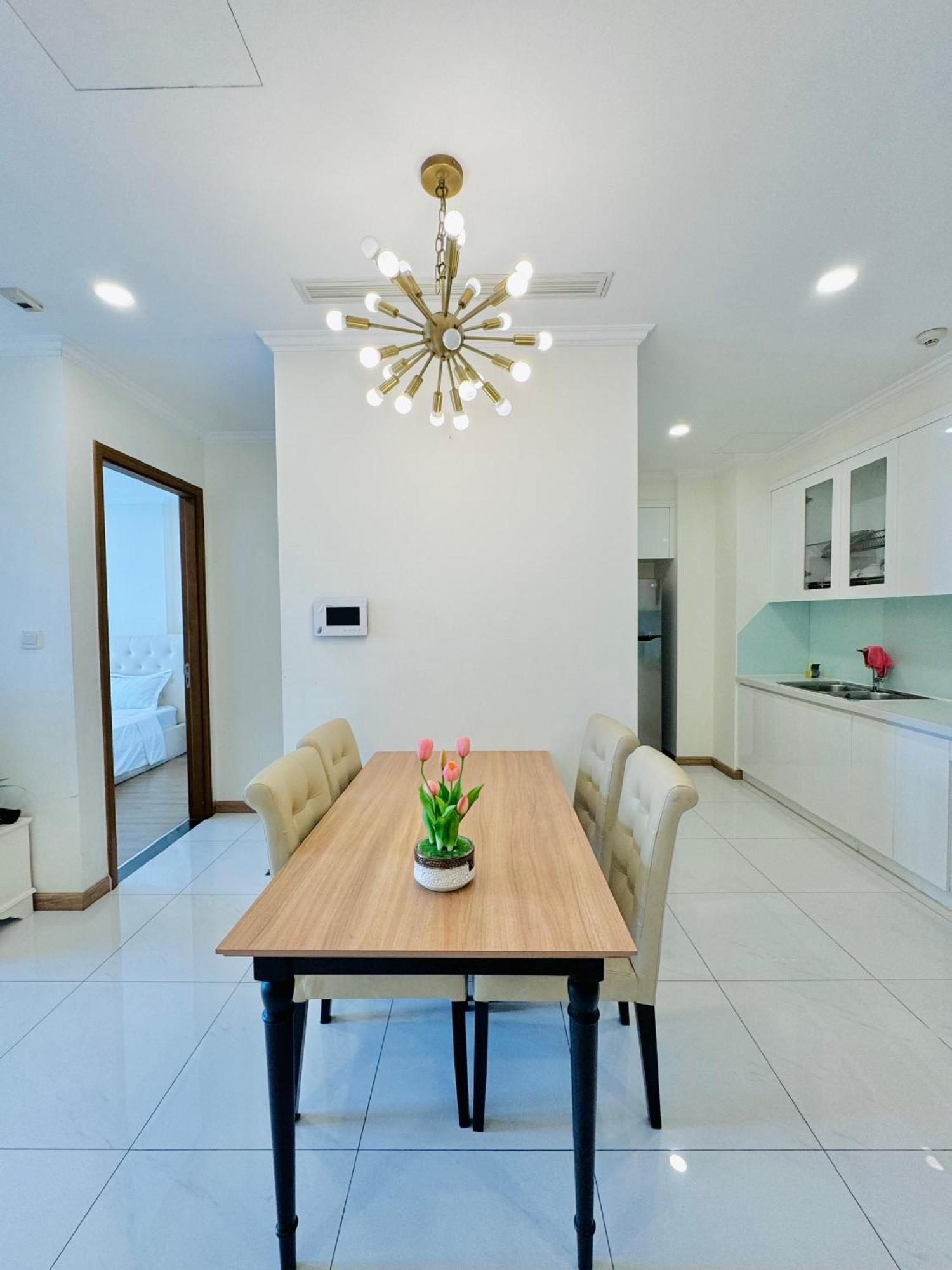 Vinhomes Park Minhminh - Ho Dich Vu Landmark Cho Thue * Ho Chi Minh City